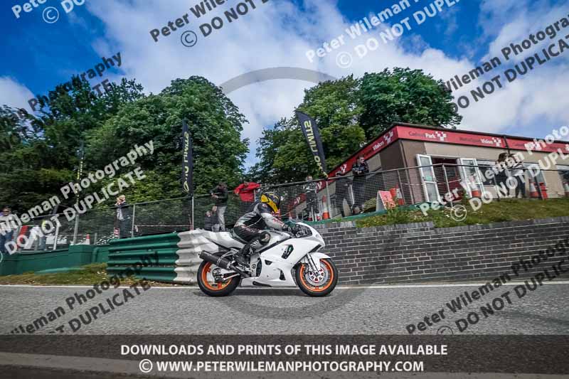 cadwell no limits trackday;cadwell park;cadwell park photographs;cadwell trackday photographs;enduro digital images;event digital images;eventdigitalimages;no limits trackdays;peter wileman photography;racing digital images;trackday digital images;trackday photos